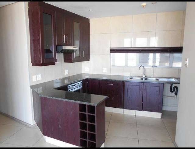 3 BEDROOM APARTMENT TO LET IN POINT WATERFRONT